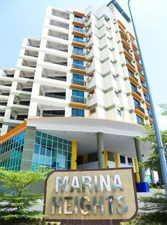 לומוט Marina Heights Seaview Resort Apartment II מראה חיצוני תמונה
